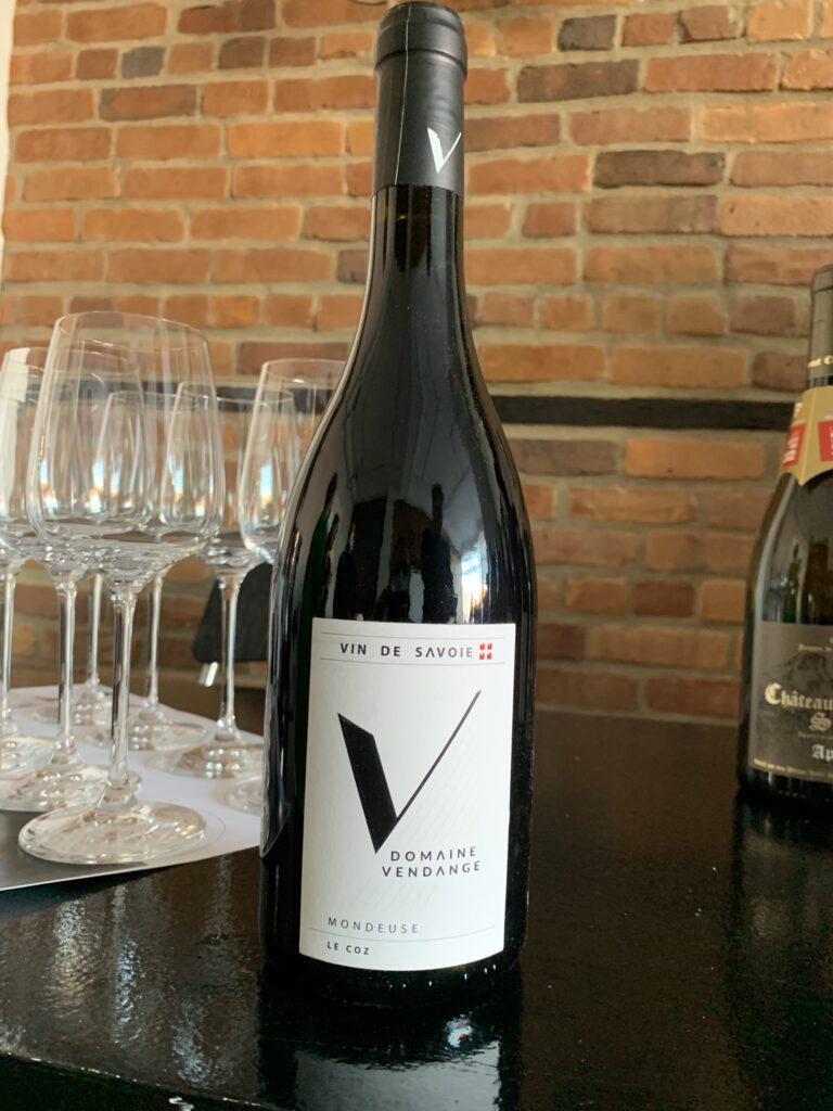 BOuteille de Mondeuse, le Coz, Domaine Vendange, AOC Vin de Savoie, 2020