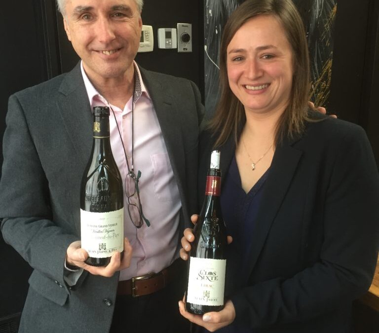 Vignobles Alain Jaume. Des vins qui expriment l’esprit de Châteauneuf du Pape et de la Vallée du Rhône Sud.