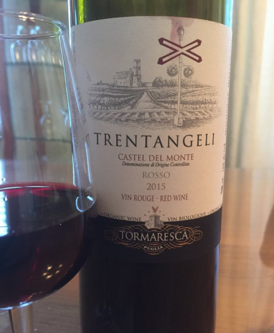 Vous cherchez un bon vin italien bien corsé? Trentangeli, Tormaresca, 2015